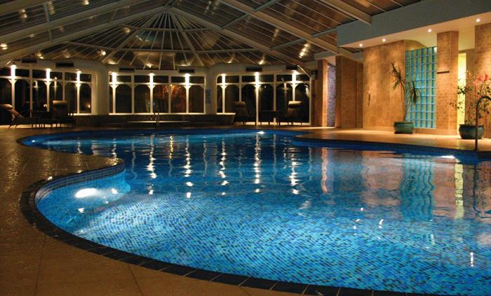 Metropole Pool